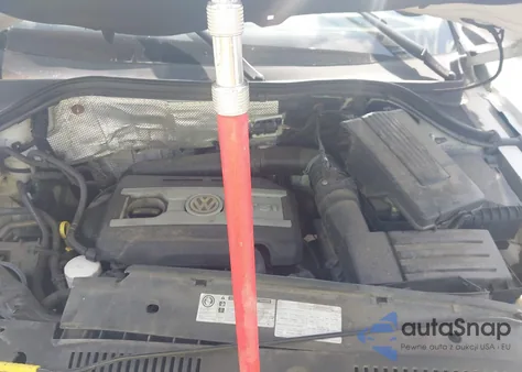 2017 Volkswagen Tiguan 2.0T/2.0T S из США, поврежденный, VIN WVGAV7AX1HK032297